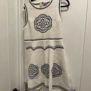 Alya White and Black Formal Dress